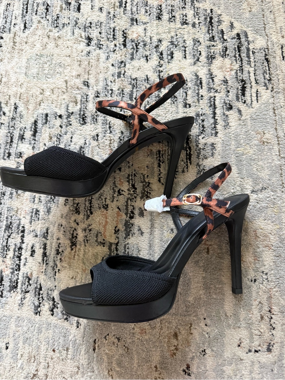 Cosy island Platform heels black animal print 7.5